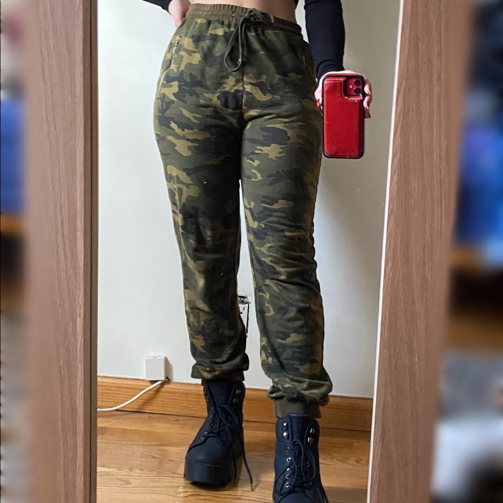 Camo sweatpants